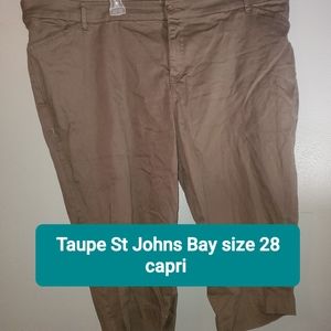 Taupe capri plus size